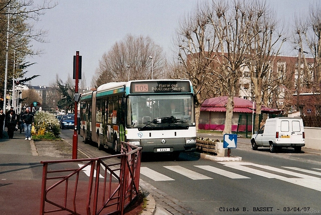 a_105_6.jpg - ©  B. BASSET - Merci à B.BASSET