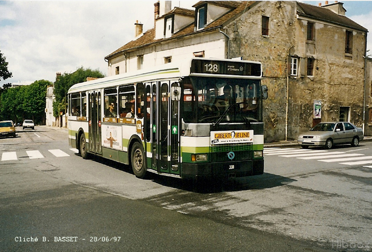 128_2.jpg - ©  B. BASSET - Merci à B.BASSET