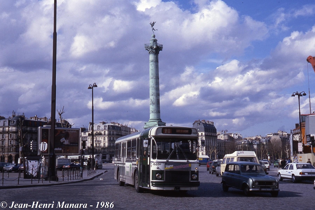 20_jhm-1986-0054---france-paris-ratp-autobus_15889028023_o.jpg - © Jean-Henri Manara - Merci à Jean-Henri Manara