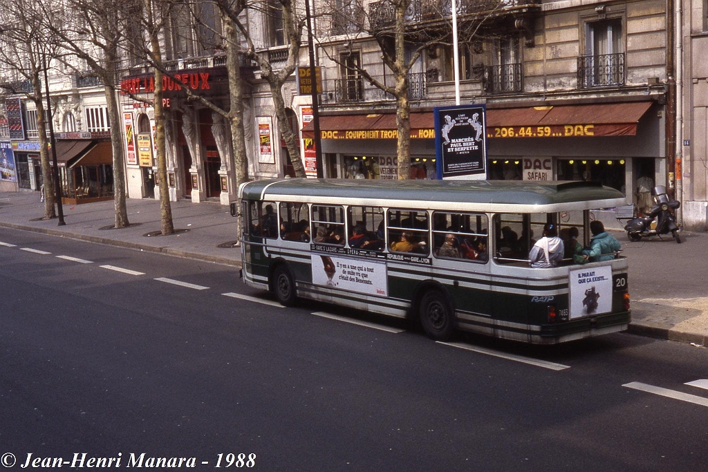 20_jhm-1988-0076---france-paris-ratp-autobus_16251788113_o.jpg - © Jean-Henri Manara - Merci à Jean-Henri Manara