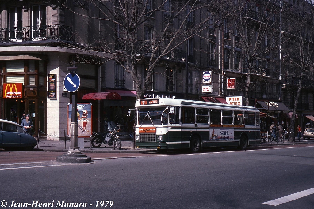 21_jhm-1979autobus_14727760830_o.jpg - © Jean-Henri Manara - Merci à Jean-Henri Manara