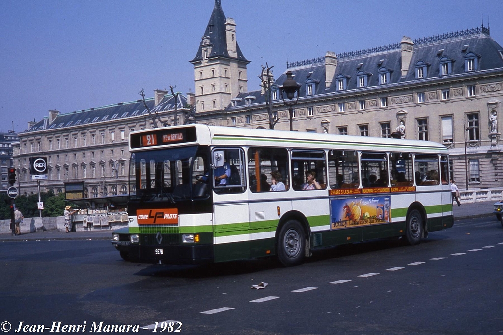 21_jhm-1982-1971---france-paris-ratp-autobus_15565429409_o.jpg - © Jean-Henri Manara - Merci à Jean-Henri Manara