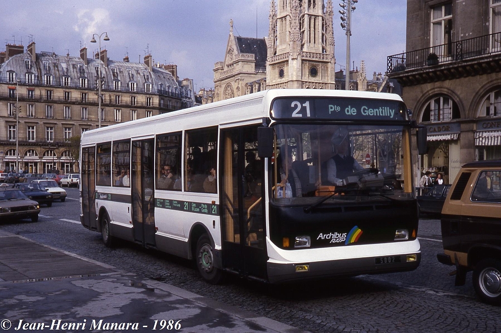 21_jhm-1986-0105---france-paris-ratp-autobus_16509205825_o.jpg - © Jean-Henri Manara - Merci à Jean-Henri Manara