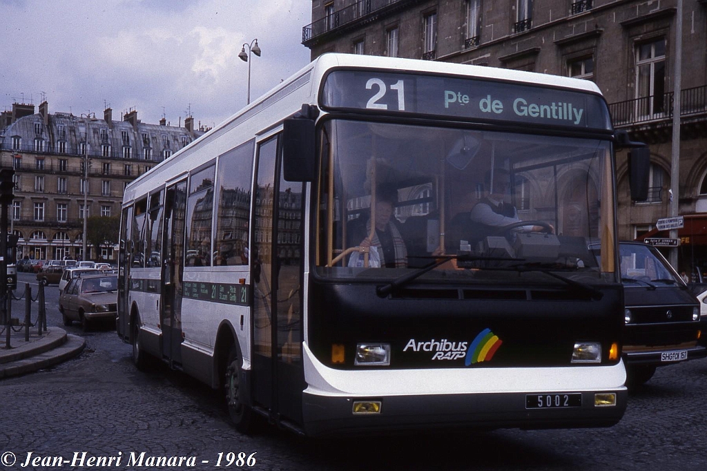 21_jhm-1986-0108---france-paris-ratp-autobus_16321746440_o.jpg - © Jean-Henri Manara - Merci à Jean-Henri Manara
