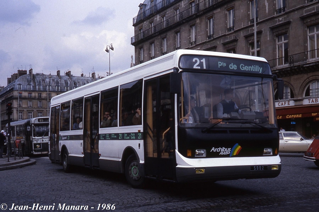 21_jhm-1986-0109---france-paris-ratp-autobus_16322924069_o.jpg - © Jean-Henri Manara - Merci à Jean-Henri Manara