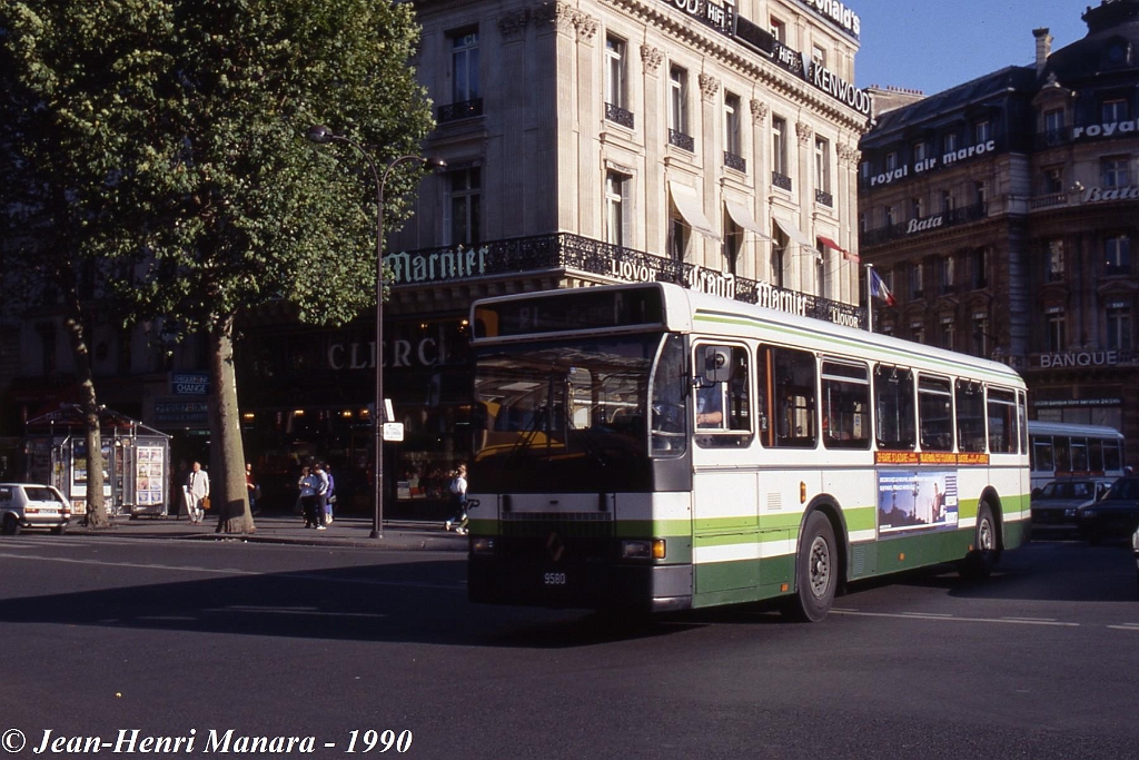 21_jhm-1990-1184_18229372709_o.jpg - © Jean-Henri Manara - Merci à Jean-Henri Manara