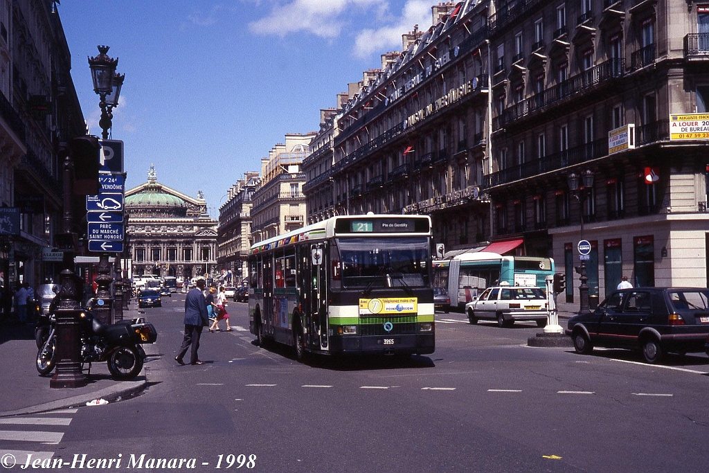 21_jhm-1998-0254---france-paris-ratp-autobus_21380975119_o.jpg - © Jean-Henri Manara - Merci à Jean-Henri Manara