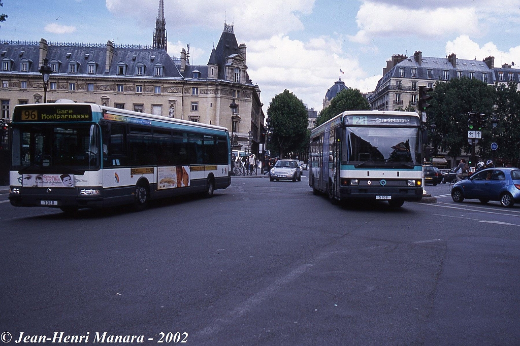 21_jhm-2002-0091---france-paris-ratp-autobus_22266648262_o.jpg - © Jean-Henri Manara - Merci à Jean-Henri Manara