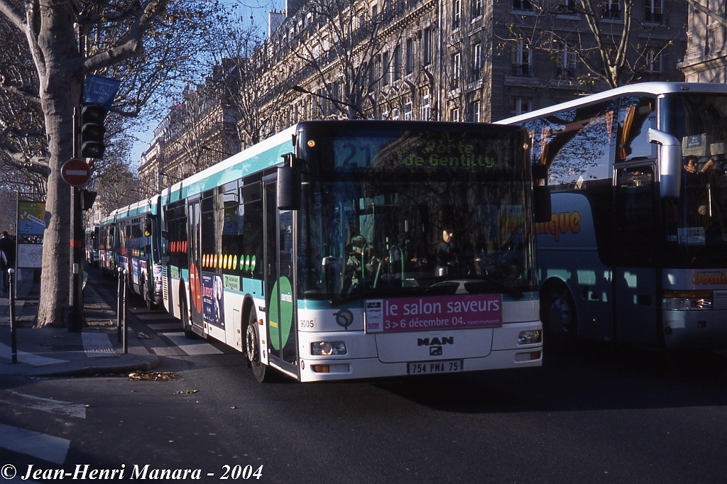 21_jhm-2004-0331---france-paris-ratp-autobus_22667879295_o.jpg - © Jean-Henri Manara - Merci à Jean-Henri Manara