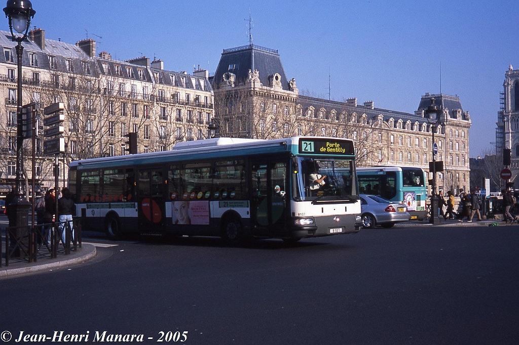 21_jhm-2005-0020---france-paris-ratp-autobus_23236195289_o.jpg - © Jean-Henri Manara - Merci à Jean-Henri Manara