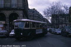21_jhm-1971-0028---france-paris-ratp-autobus-la-fin-des-tn4-hp-sur-le-21_10081392715_o