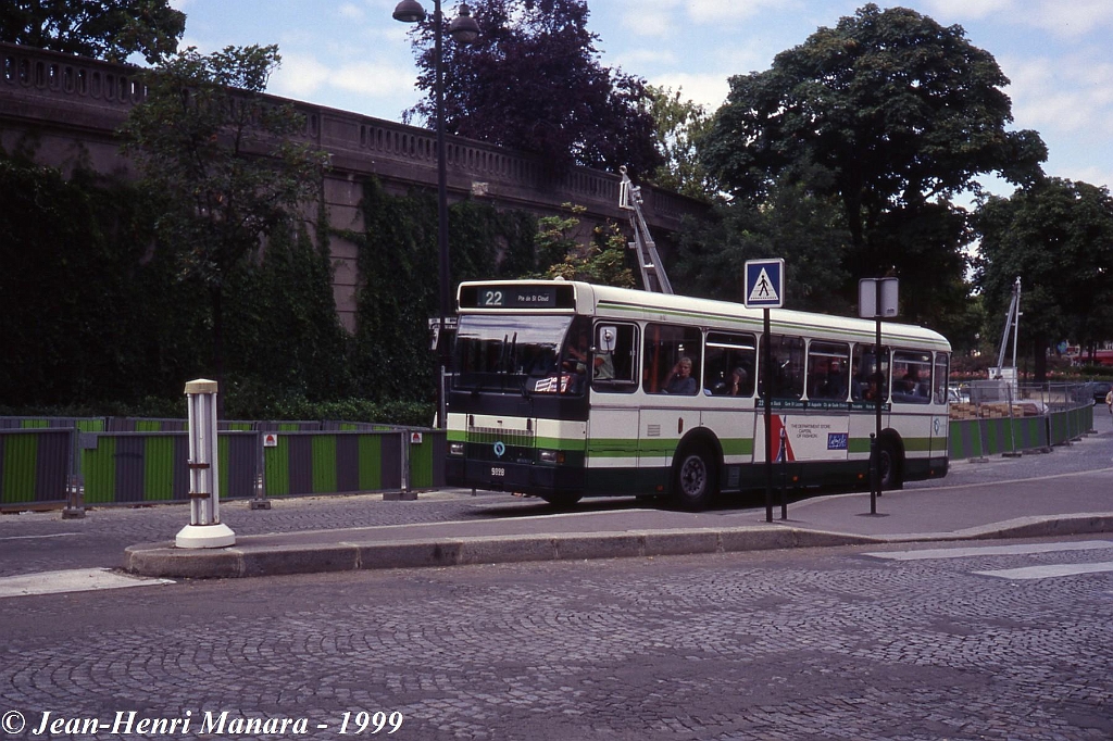 22_jhm-1999-0267---france-paris-ratp-autobus_21715381652_o.jpg