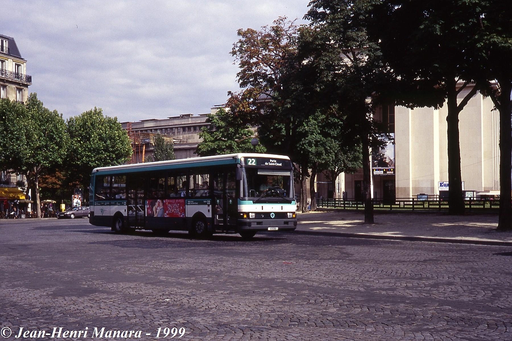 22_jhm-1999-0269---france-paris-ratp-autobus_21538958050_o.jpg
