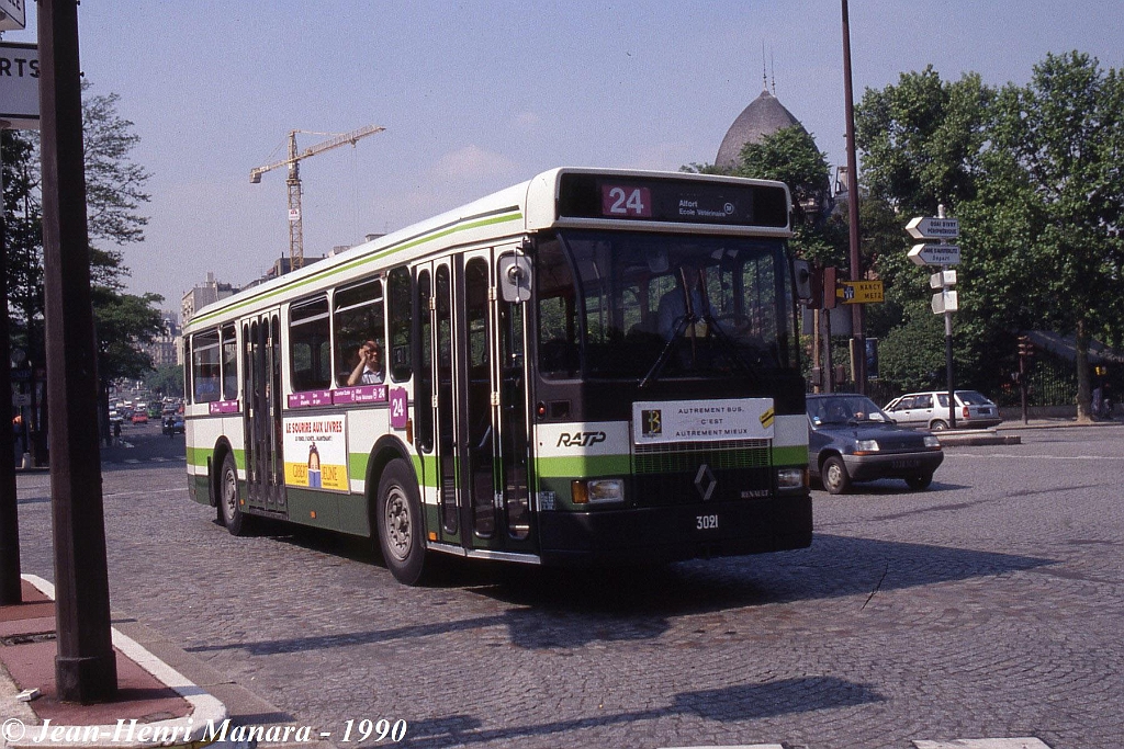 24_jhm-1990-0452_17794926893_o.jpg - © Jean-Henri Manara - Merci à Jean-Henri Manara