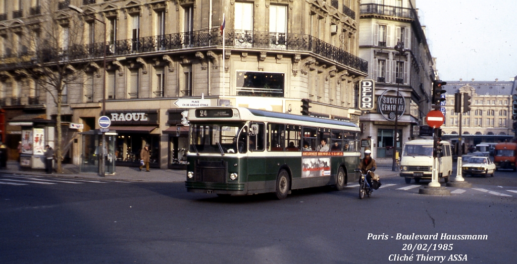 24_thierry assa_1985_02449.jpg - © T. ASSA- Merci à Thierry ASSA