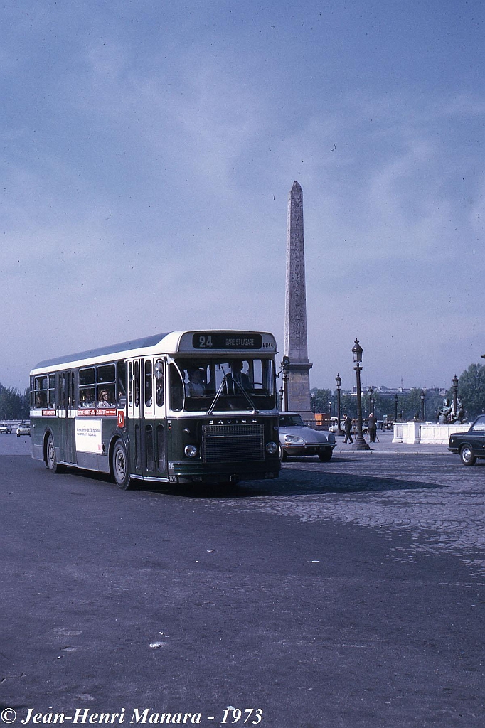 jhm-1973-0535b---france-paris-ratp-autobus-saviem-sc10_10228089633_o.jpg - © Jean-Henri Manara - Merci à Jean-Henri Manara