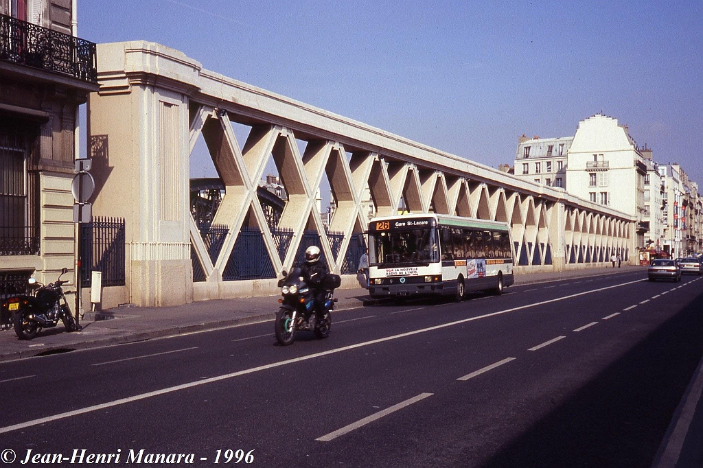26_jhm-1996-0032---france-paris-ratp-autobus_21188679582_o.jpg