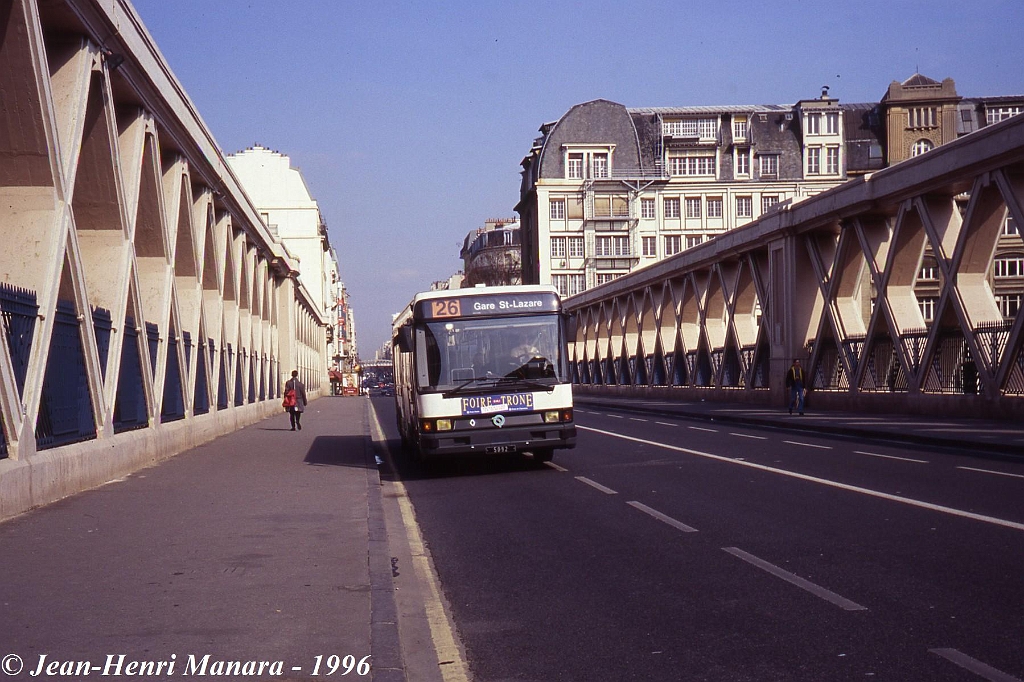 26_jhm-1996-0035---france-paris-ratp-autobus_20575993994_o.jpg