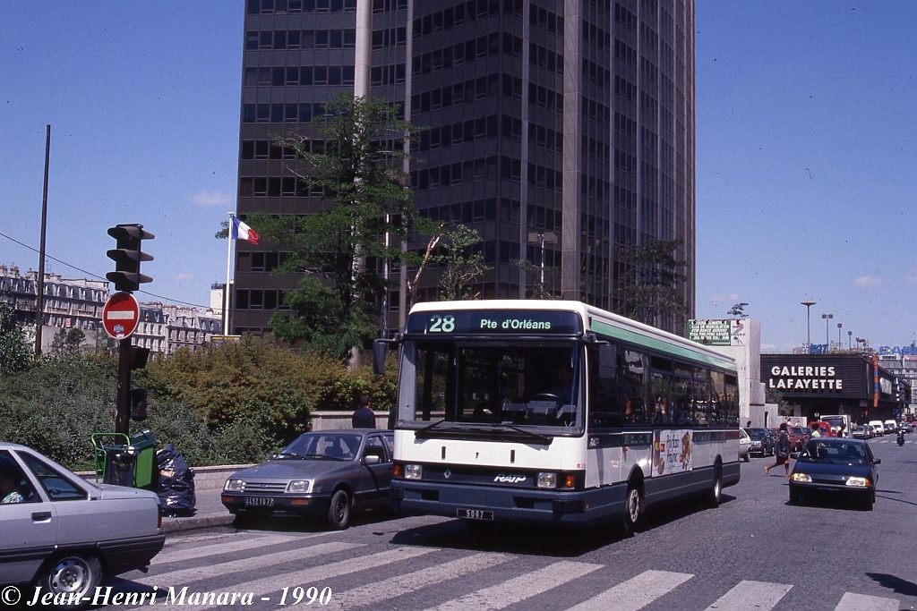 28_jhm-1990-0444s_18415517845_o.jpg - © Jean-Henri Manara - Merci à Jean-Henri Manara
