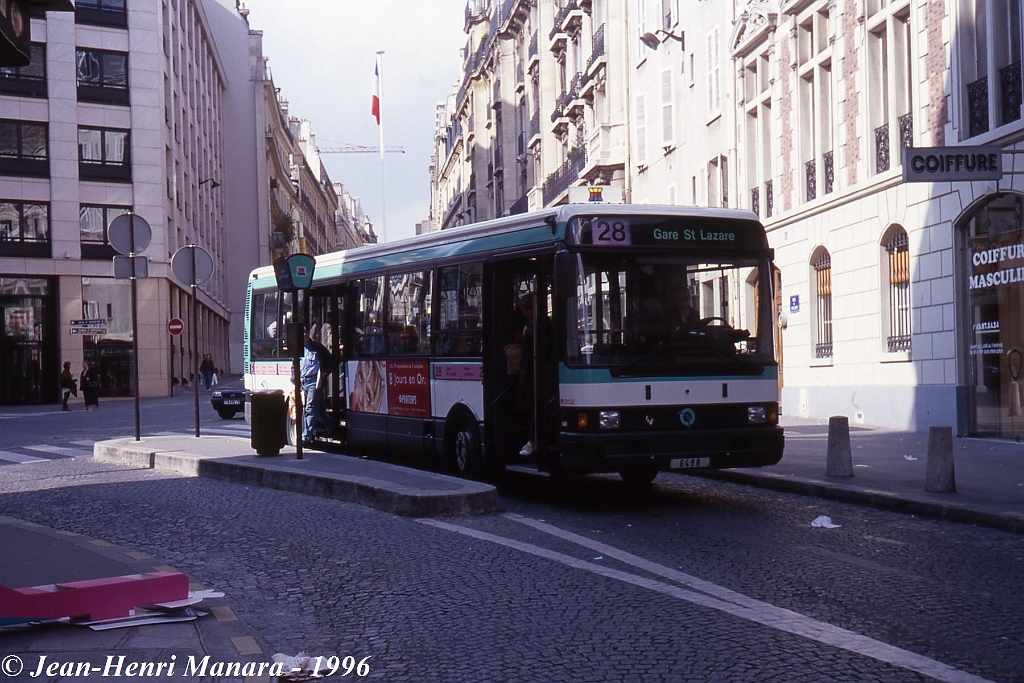 28_jhm-1996-0638---france-paris-ratp-autobus_21012147749_o.jpg - © Jean-Henri Manara - Merci à Jean-Henri Manara