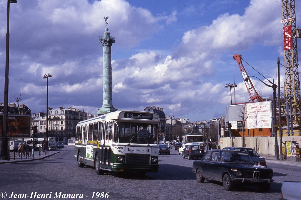 29_jhm-1986-0053---france-paris-ratp-autobus_16507463171_o.jpg - © Jean-Henri Manara - Merci à Jean-Henri Manara