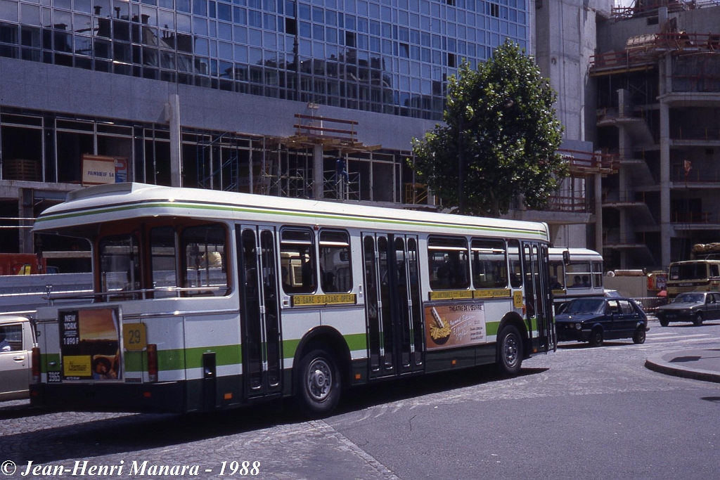 29_jhm-1988-0225---france-paris-ratp-autobus_16845778326_o.jpg - © Jean-Henri Manara - Merci à Jean-Henri Manara