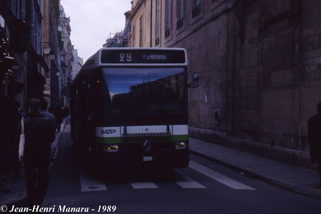 29_jhm-1989-0004---france-paris-ratp-autobus_16831923888_o.jpg - © Jean-Henri Manara - Merci à Jean-Henri Manara