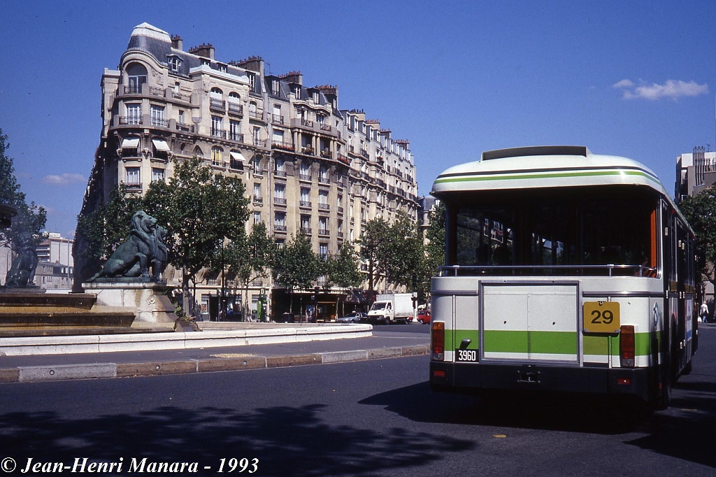 29_jhm-1993-0534---france-paris-ratp-autobus_20235093600_o.jpg - © Jean-Henri Manara - Merci à Jean-Henri Manara