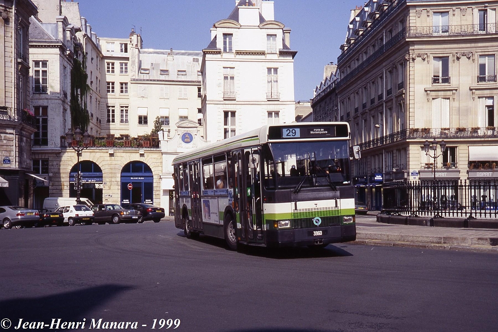 29_jhm-1999-0275---france-paris-ratp-autobus_21736249971_o.jpg - © Jean-Henri Manara - Merci à Jean-Henri Manara