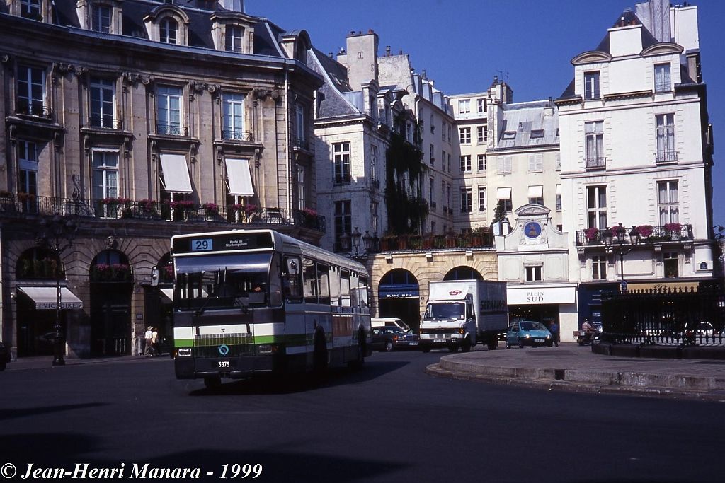 29_jhm-1999-0280---france-paris-ratp-autobus_21700854086_o.jpg - © Jean-Henri Manara - Merci à Jean-Henri Manara