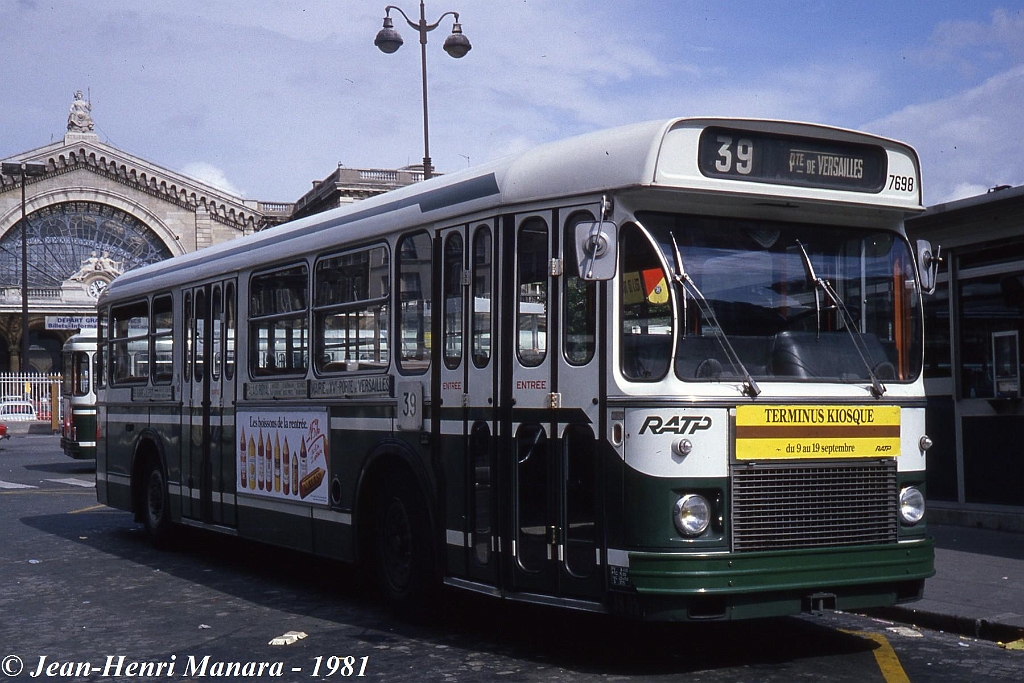 39_jhm-1981-2344---france-paris-ratp-autobus_15645697886_o.jpg - © Jean-Henri Manara - Merci à Jean-Henri Manara