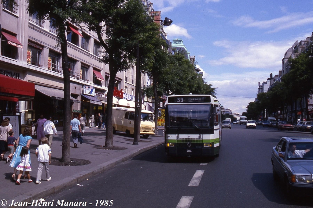 39_jhm-1985-0490---france-paris-ratp-autobus_15798696413_o.jpg - © Jean-Henri Manara - Merci à Jean-Henri Manara