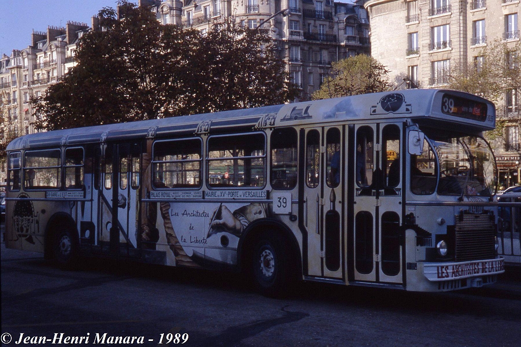39_jhm-1989-0812---france-paris-ratp-autobus_16812309487_o.jpg - © Jean-Henri Manara - Merci à Jean-Henri Manara