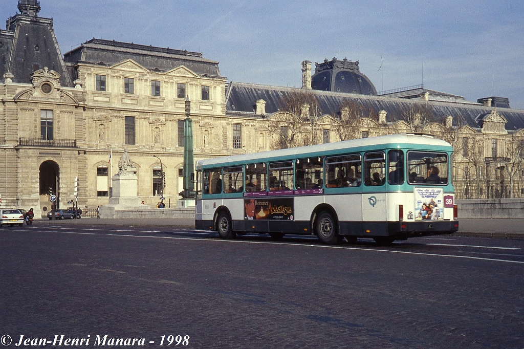 39_jhm-1998-0033---france-paris-ratp-autobus_21381211449_o.jpg - © Jean-Henri Manara - Merci à Jean-Henri Manara
