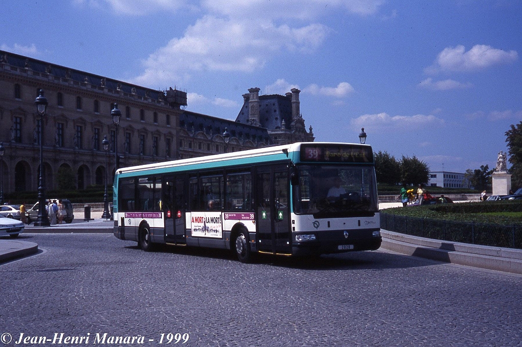 39_jhm-1999-0335---france-paris-ratp-autobus_21715188362_o.jpg - © Jean-Henri Manara - Merci à Jean-Henri Manara