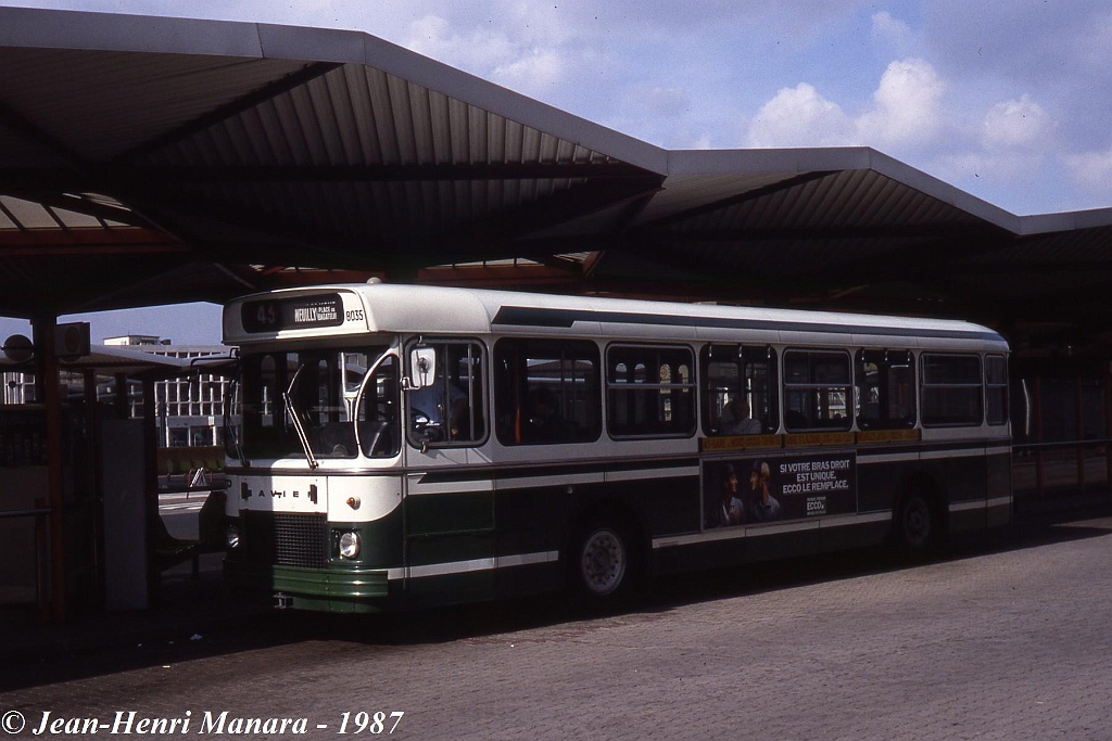 43_jhm-1987-068316524830317_o.jpg