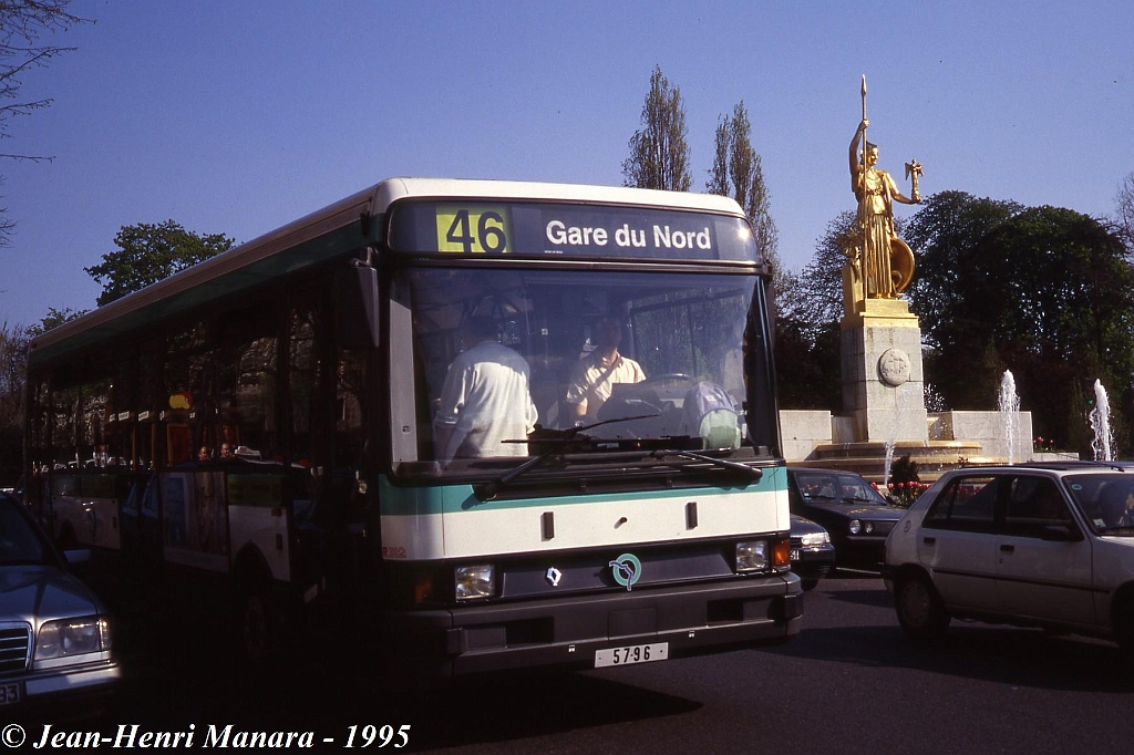 46_jhm-1995-0105---france-paris-ratp-autobus_20840116489_o.jpg