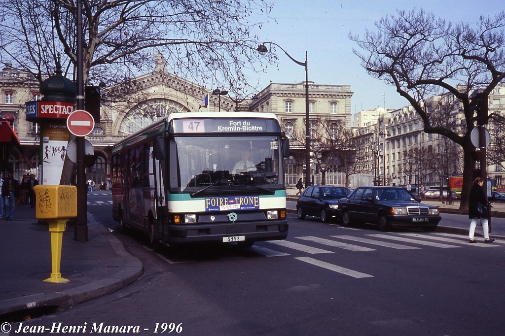 47_jhm-1996-0020---france-paris-ratp-autobus_20575992414_o.jpg