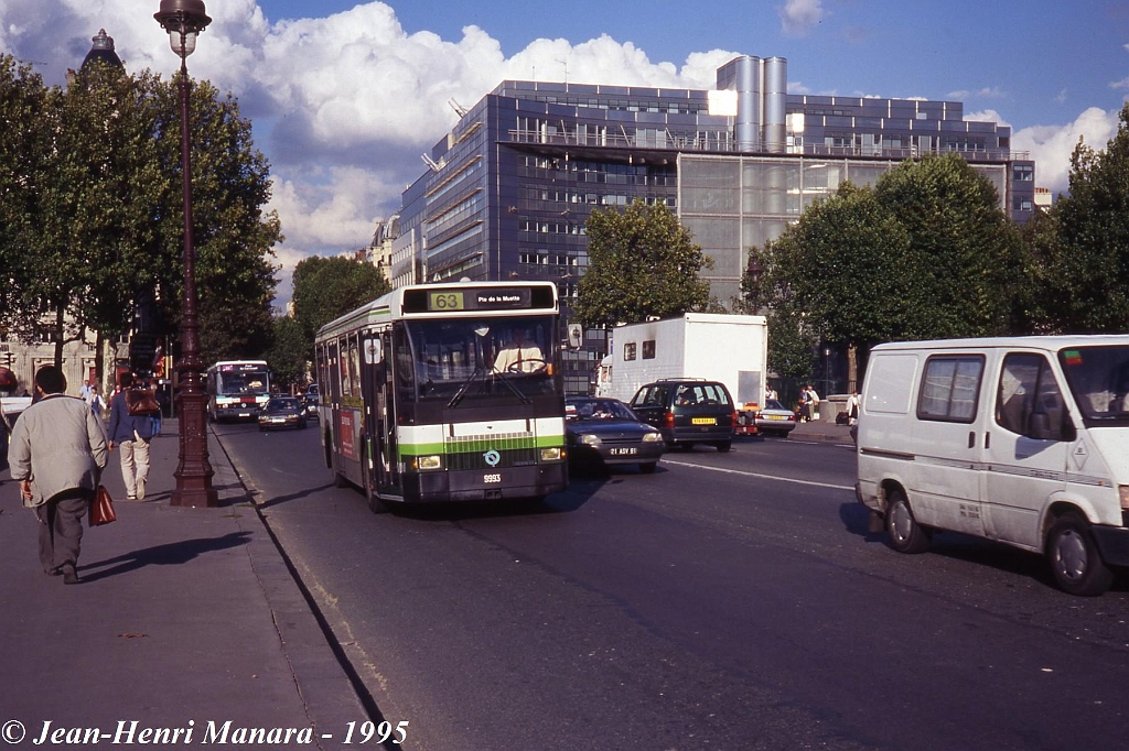 63_jhm-1995-0568---france-paris-ratp-autobus_21034592771_o.jpg