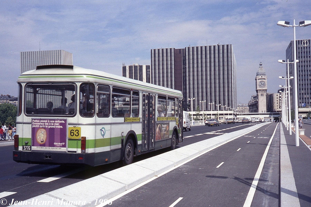 63_jhm-1996-0518---france-paris-ratp-autobus_21188757782_o.jpg