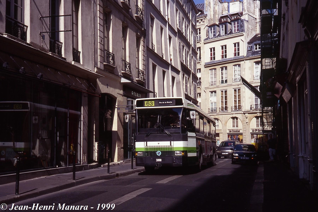 63_jhm-1999-0249---france-paris-ratp-autobus_21736224911_o.jpg