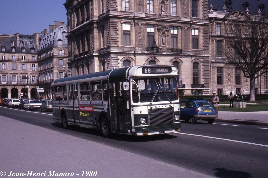 69_jhm-1980-0457---france-paris-ratp-autobus_15120760768_o.jpg - © Jean-Henri Manara - Merci à Jean-Henri Manara
