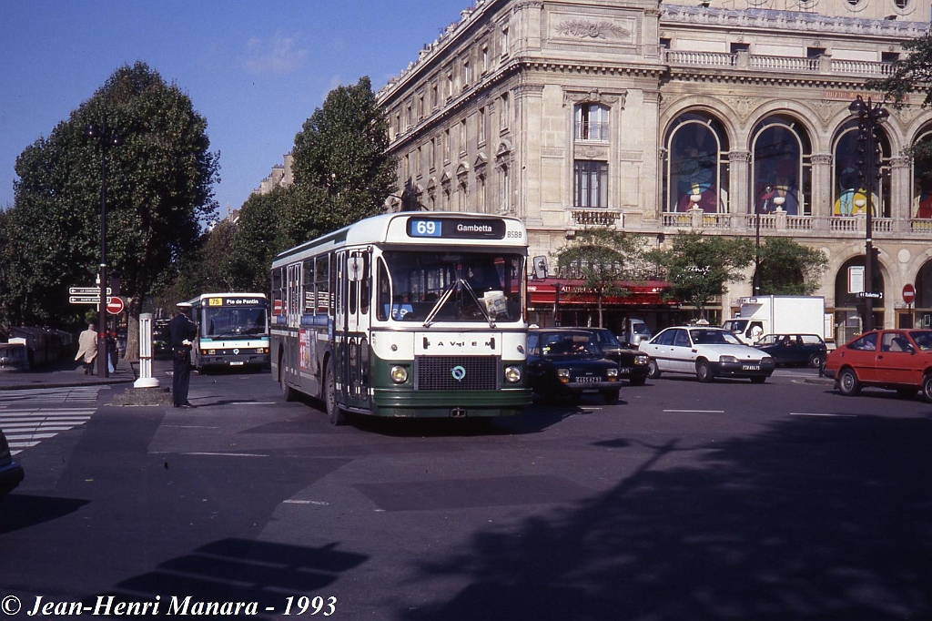 69_jhm-1993-0930---france-paris-ratp-autobus_20236706129_o.jpg - © Jean-Henri Manara - Merci à Jean-Henri Manara