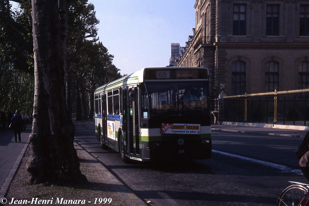 69_jhm-1999-0481---france-paris-ratp-autobus_21736079821_o.jpg - © Jean-Henri Manara - Merci à Jean-Henri Manara