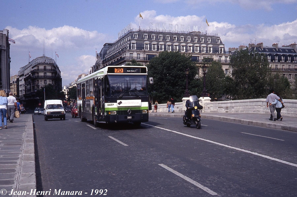 70_jhm-1992-0475---france-paris-ratp-autobus_15915164560_o.jpg