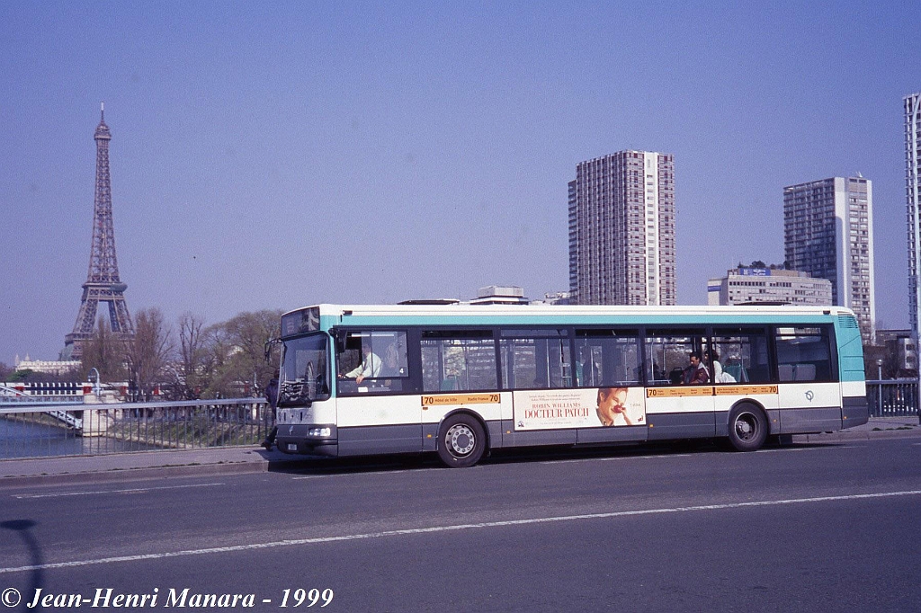 70_jhm-1999-0052---france-paris-ratp-autobus_21106125463_o.jpg