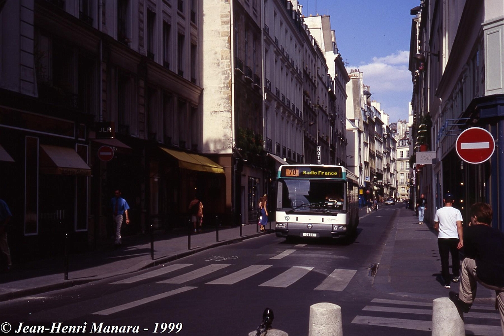 70_jhm-1999-0251---france-paris-ratp-autobus_21539066798_o.jpg