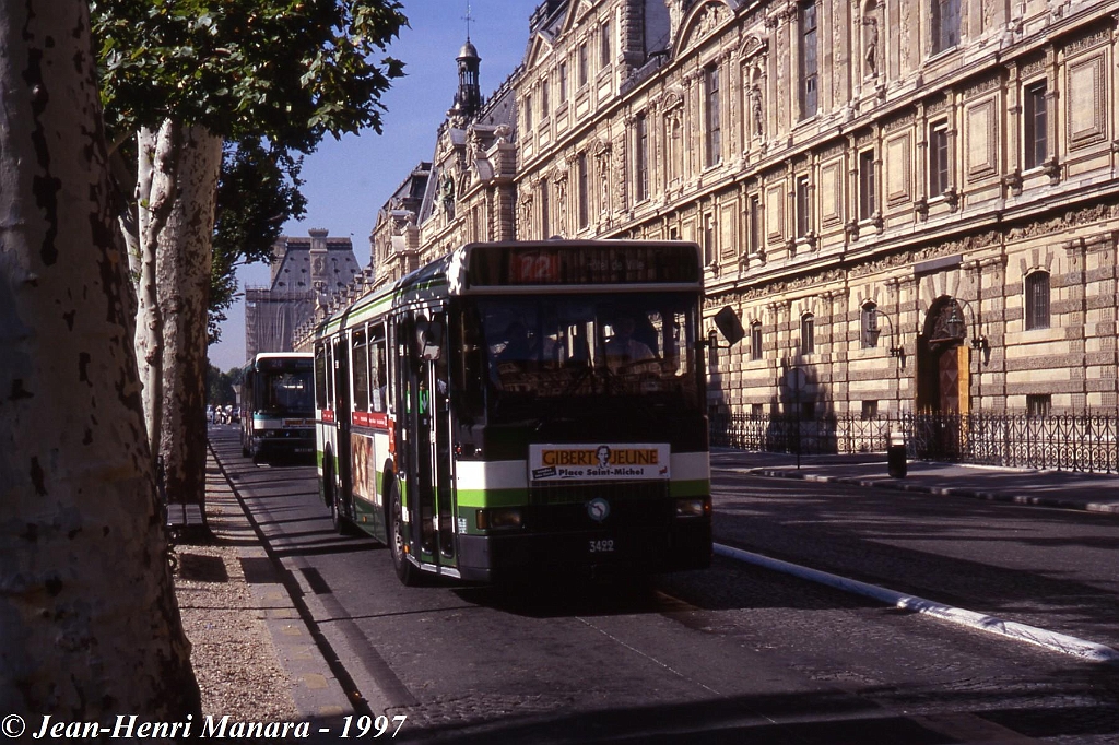 72_jhm-1997-0505---france-paris-ratp-autobus_21353896956_o.jpg