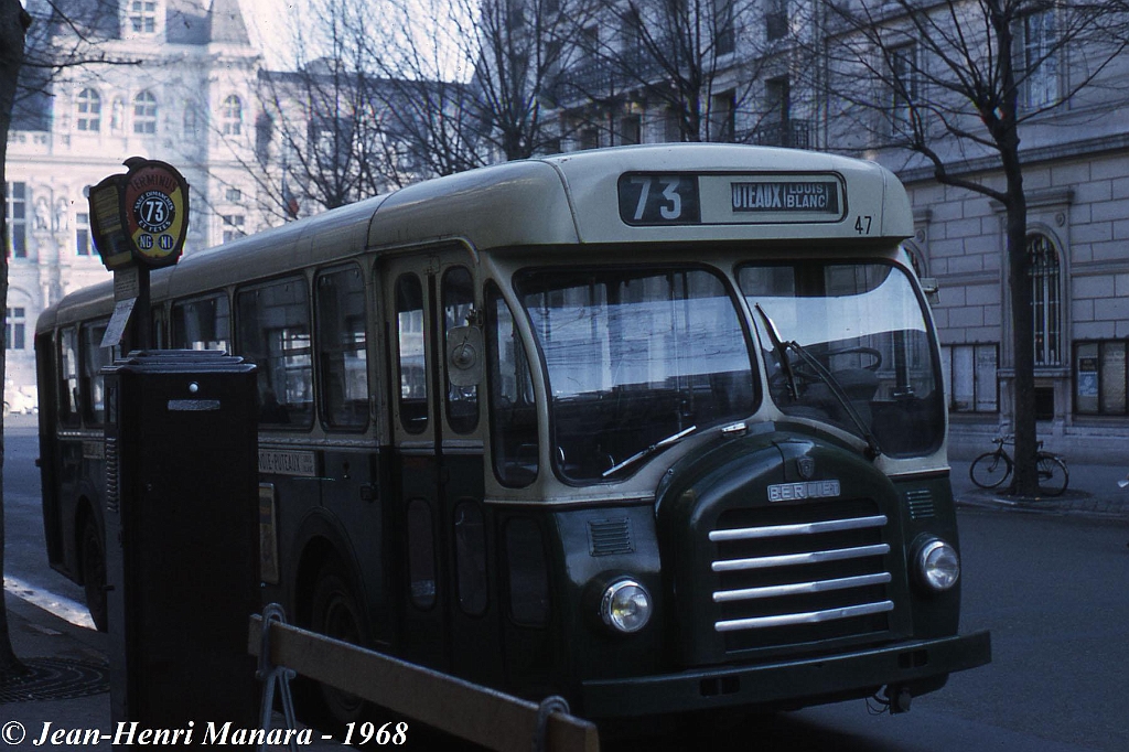 73_jhm-1968-0036---paris-ratp-autobus-berliet-pcs_6286491714_o (3).jpg