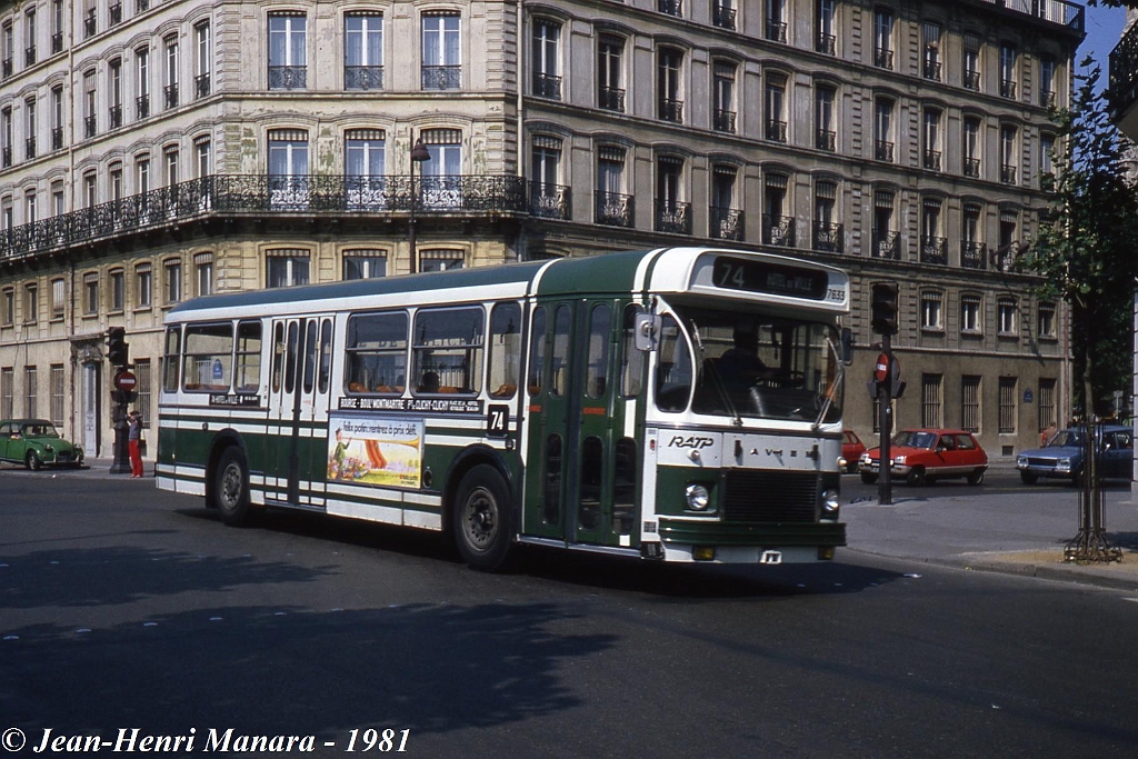 74_jhm-1981-2325---france-paris-ratp-autobus_15670234462_o.jpg